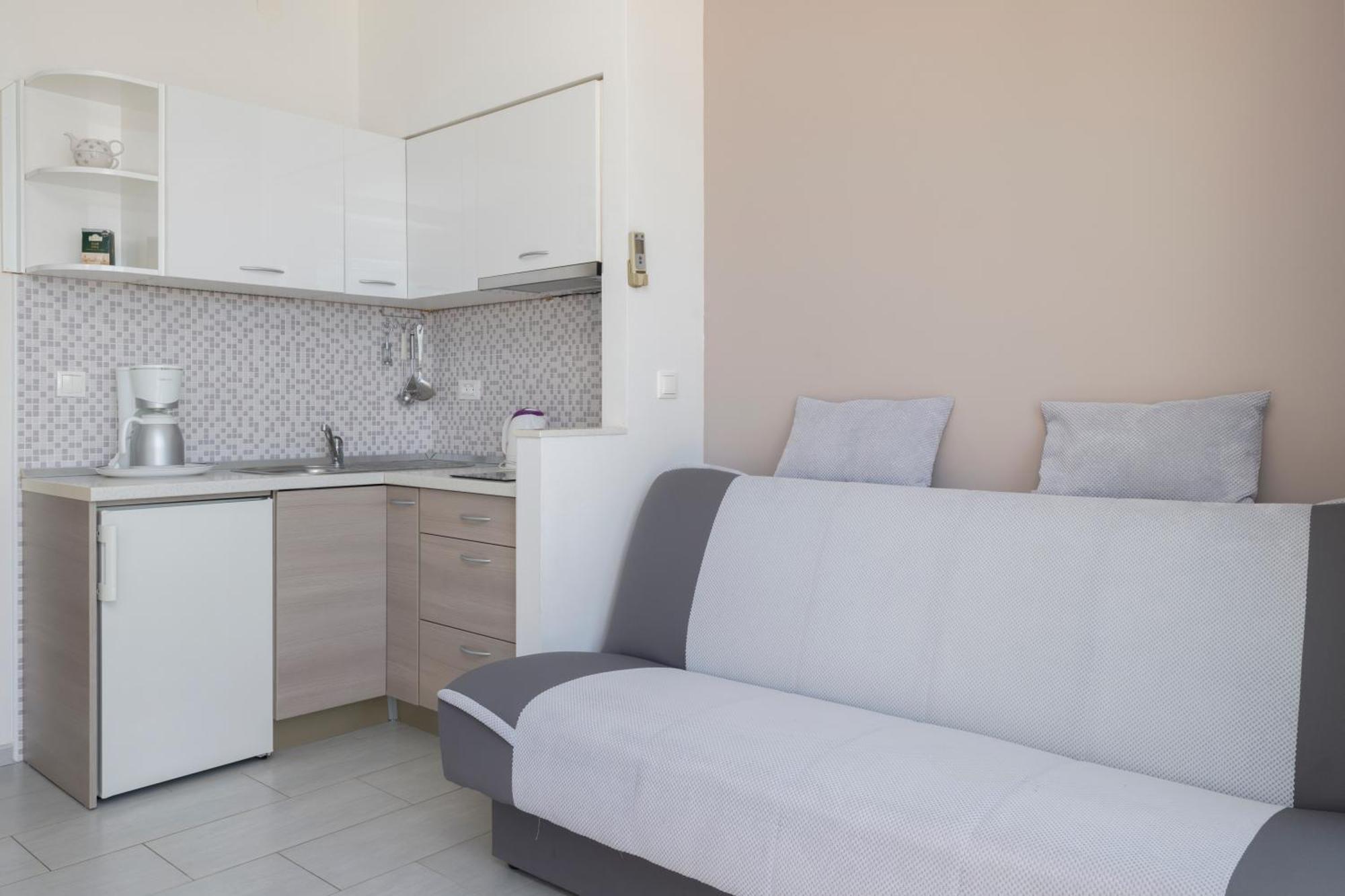 Apartmans Lale Brela Exteriör bild