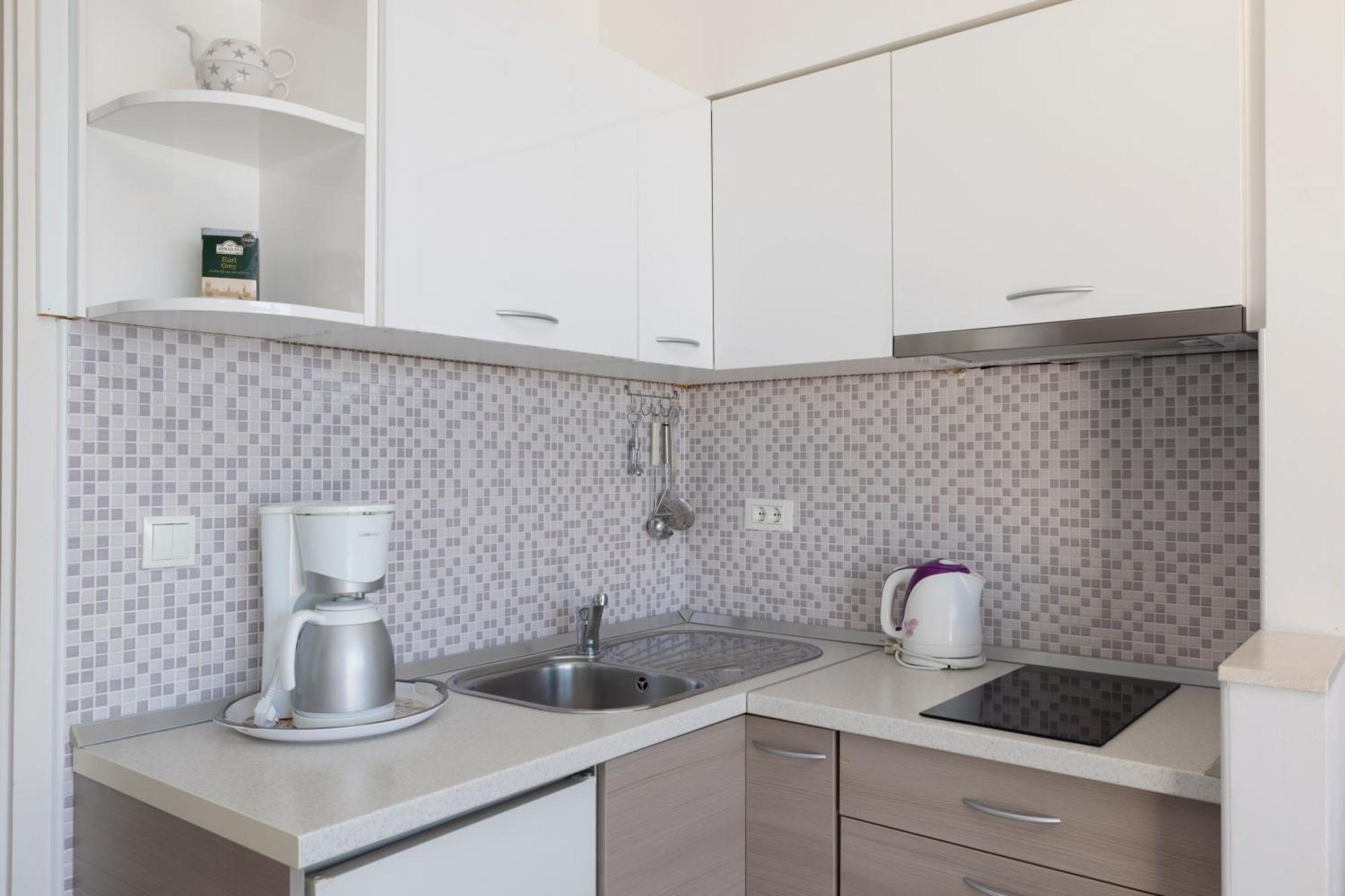 Apartmans Lale Brela Exteriör bild