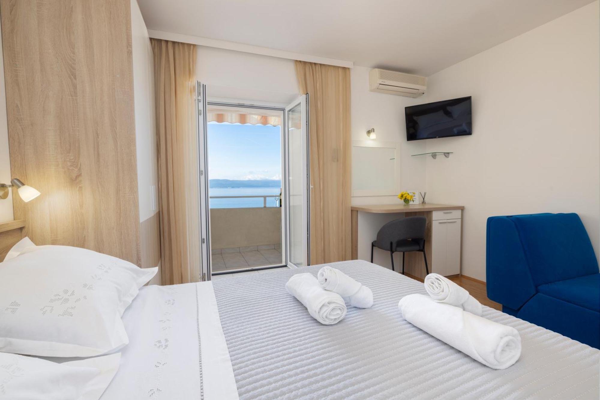 Apartmans Lale Brela Exteriör bild