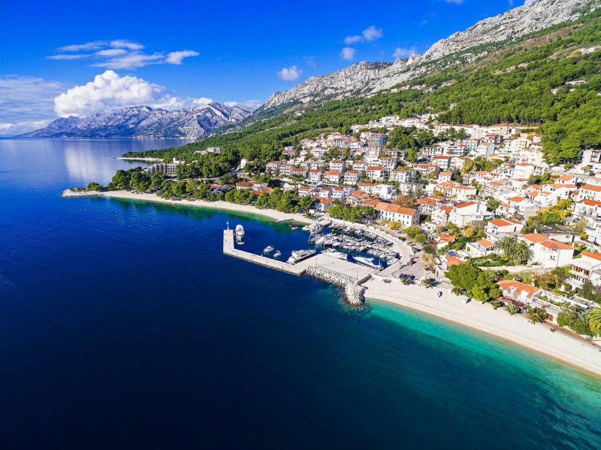 Apartmans Lale Brela Exteriör bild